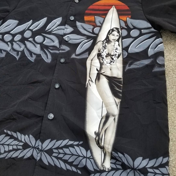 Hawaiian Surfer Girl Button-Up - Picture 2 of 4